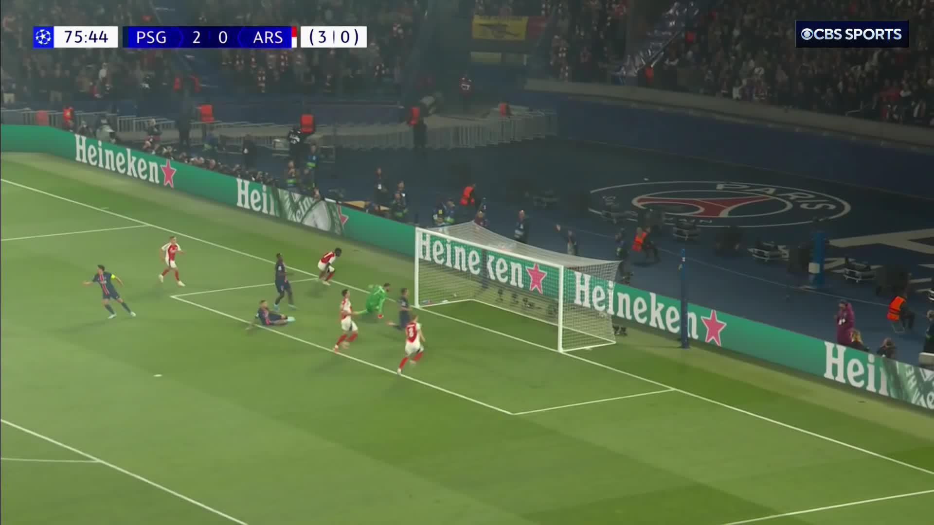 Buyako Saka gets Arsenal on the board. 15 minutes remain 👀