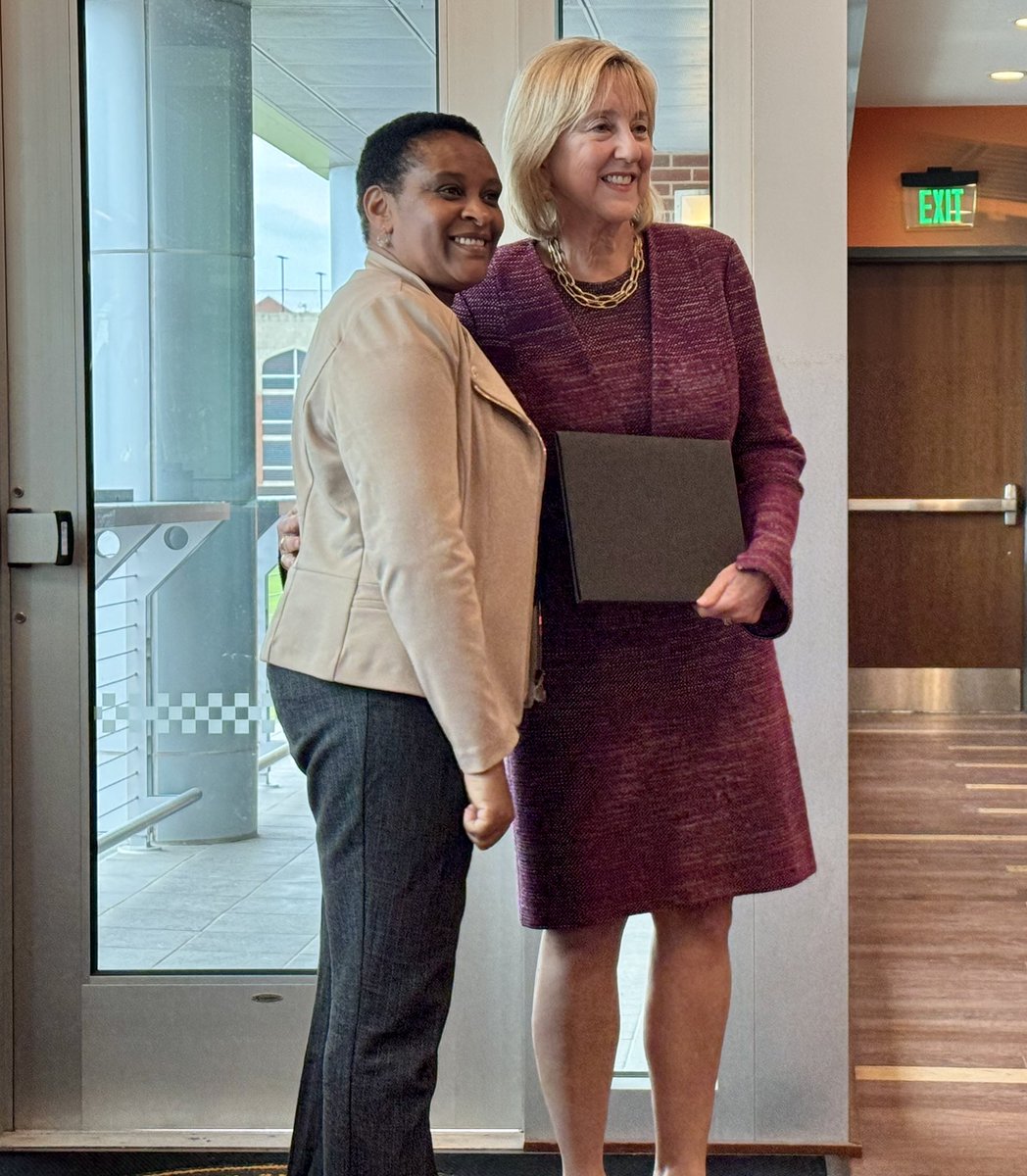 Dr. Lori Messinger (@utkdeanlorim) on Twitter photo So glad to celebrate <a href="/utkcsw/">University of Tennessee College of Social Work</a> Associate Dean Mary Gitau and her participation in the 2024-2025 Chancellor’s Leadership Academy! So glad to celebrate <a href="/utkcsw/">University of Tennessee College of Social Work</a> Associate Dean Mary Gitau and her participation in the 2024-2025 Chancellor’s Leadership Academy!