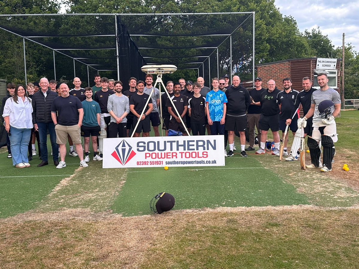 Southern Power Tools is a specialist supplier of professional power tools, accessories, hand tools and small plant to businesses across the UK. We are delighted to have their support in sponsorship towards our new club bowling machine southernpowertools.co.uk 🌳🟢⚫️🏏