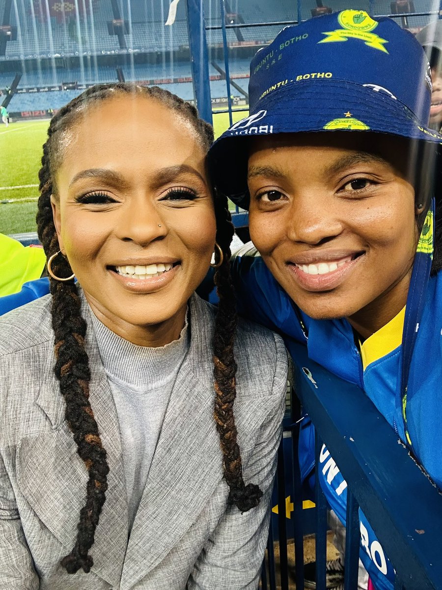 Got to meet my favs tonight 😍😍😍❤️❤️❤️ #sundowns  #BetwayPrem  #BetwayPremiership  💛💛💛