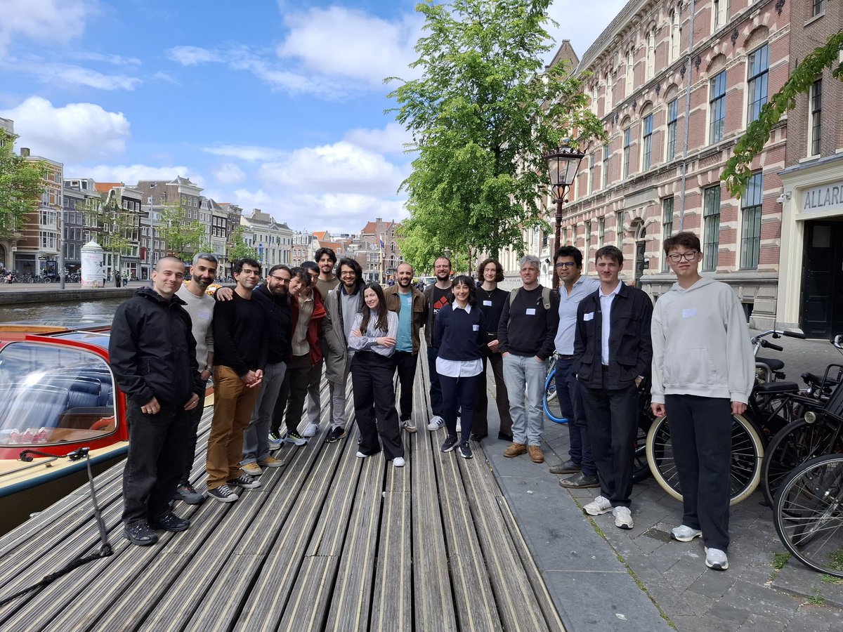 GaticaMarilyn's tweet image. A great day at our Brain Modeling and High-Order Interactions workshop at IAS. Many thanks to @UvA_IAS and @EmergenceDIEP for their huge support, and to all our speakers and attendees—both online and in person—for making it possible! 👏🏻👏🏻👏🏻
@carlosmig_12 @rherzoga @matte_blacks