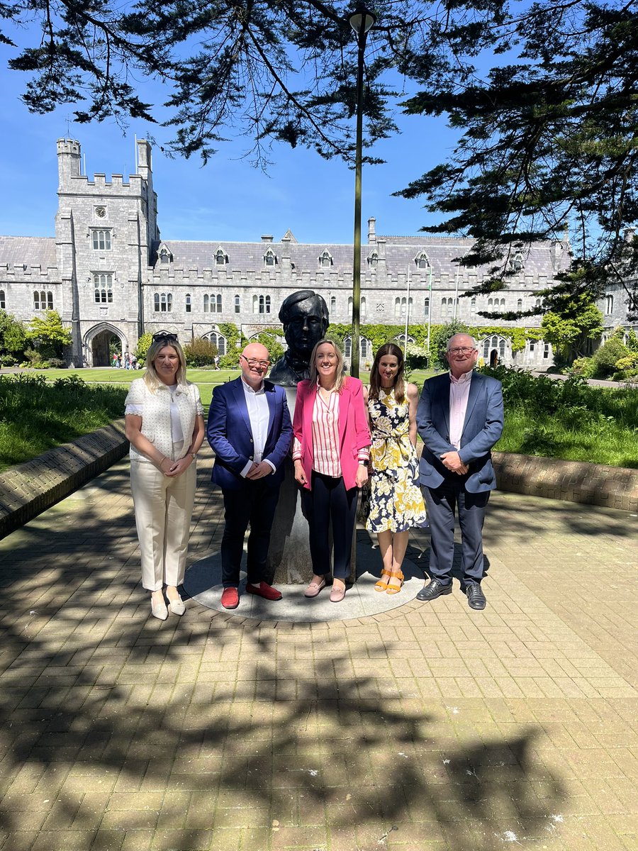 T.J. Ó Ceallaigh tweet media