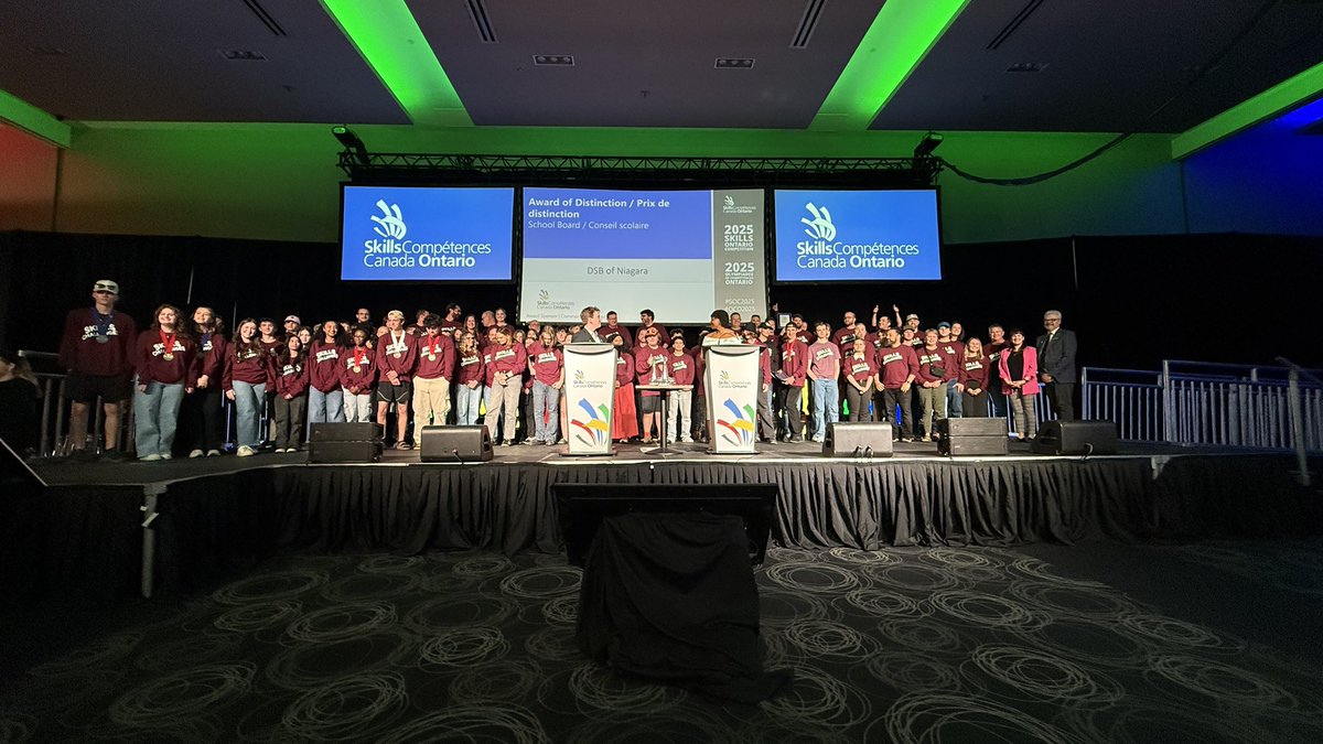 edgefactor_'s tweet image. @dsbn WINS the School Board Award of Distinction at #SOC25! 🏆 Edge Factor is honoured to support you and your phenomenal students &amp;amp; staff on a job well done! Way to go Niagara!! 🎉👏🏼🥇@DsbnOyap @OYAPNiagara