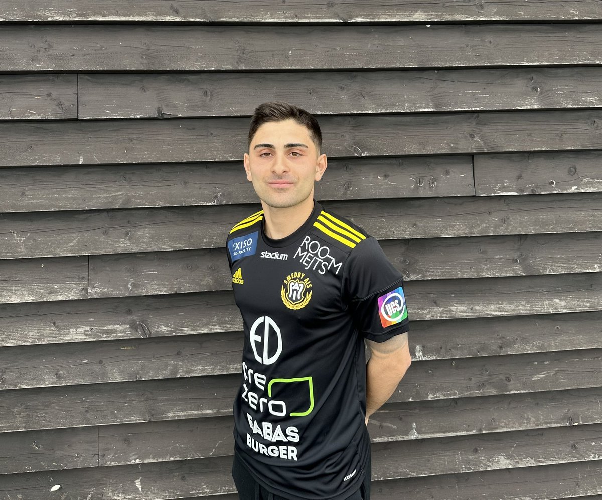 HERR: HERR: Gabriel Lahdo återvänder till SAIS igen👇

smedbyais.se/sais-herr/nyhe…