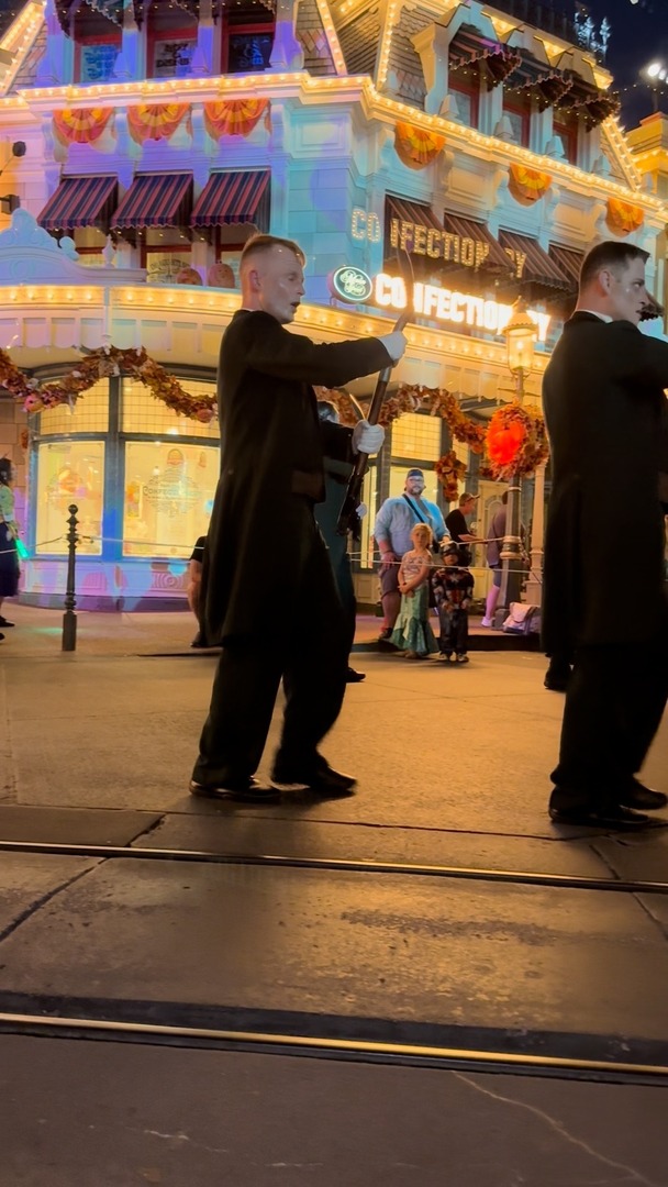 4chipandcompany's tweet photo. We are dying to know when Disney World will announce the Dates for Mickey's Not So Scary Halloween Party! π
#bootoyou #mnsshp #disneyhalloween https://t.co/PzBf99FQlw https://t.co/mJxuPEcXik