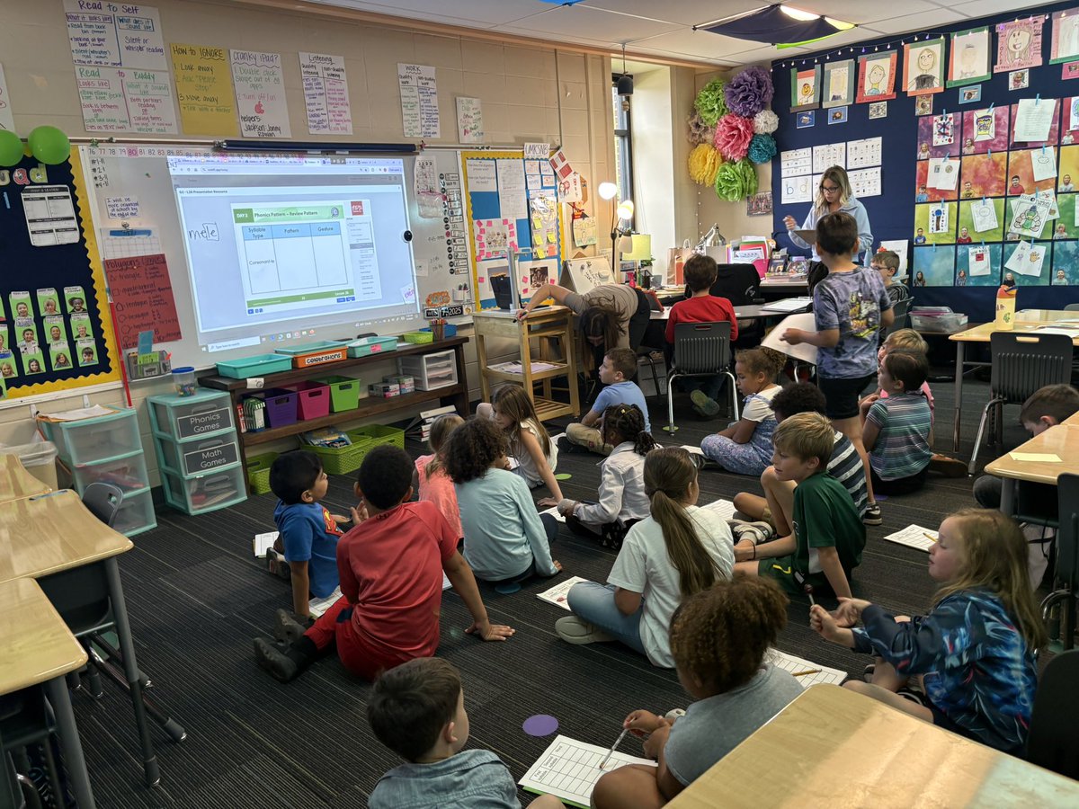 April Schoenberg (@aprilschoenberg) on Twitter photo Sound Spelling Mapping of multisyllabic words happening now in 1st & 2nd grade <a href="/TeamBrougham/">Brougham Elementary</a> <a href="/95percentgroup/">95percentgroup</a> <a href="/olatheschools/">Olathe Public Schools</a> Sound Spelling Mapping of multisyllabic words happening now in 1st & 2nd grade <a href="/TeamBrougham/">Brougham Elementary</a> <a href="/95percentgroup/">95percentgroup</a> <a href="/olatheschools/">Olathe Public Schools</a>