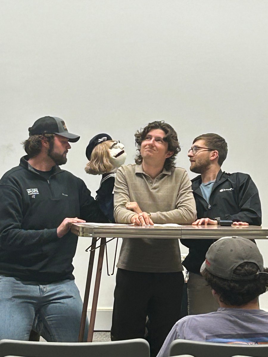 ftdmfrogs's tweet photo. Students in Prof. Richard Allen’s Media Authorship class spent the semester learning about Barbra Streisand as an entertainer and a filmmaker, especially at a time when very few women held powerful positions in film and TV production. On Tuesday, these students showcased...

1/2 https://t.co/8iJAQ3ONFx