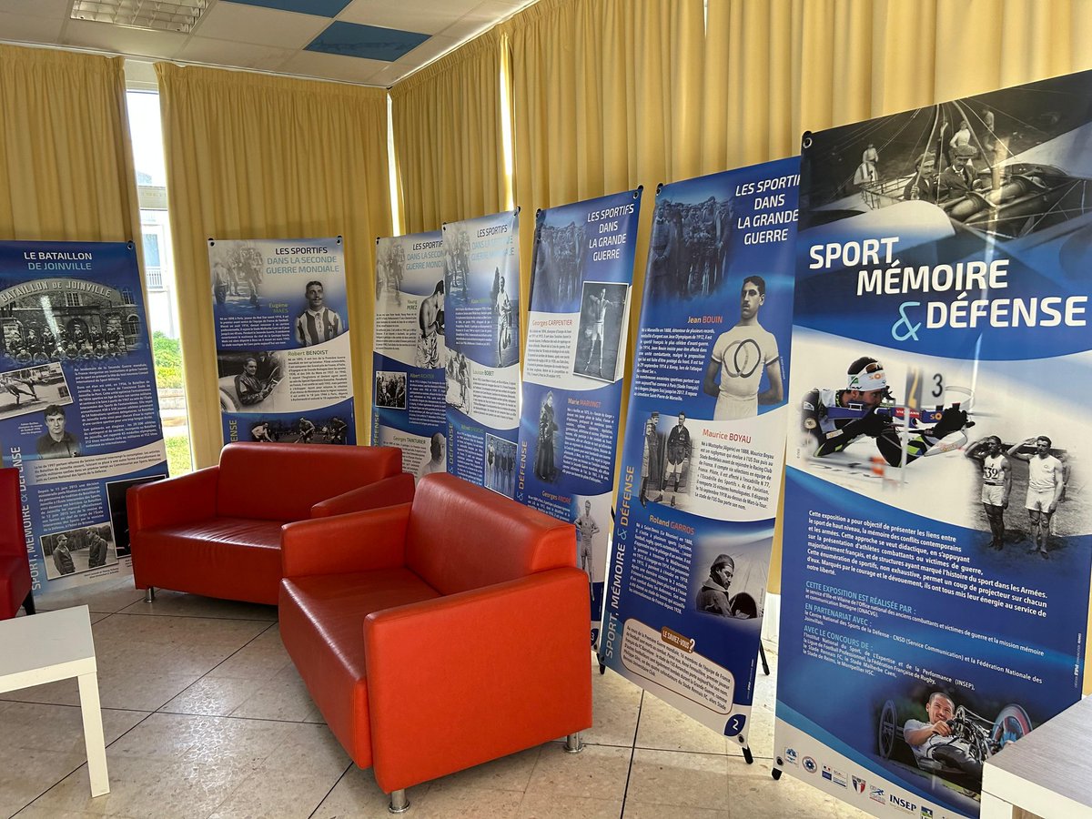 Lycée De Villaroy (@lvillaroy) on Twitter photo Des élèves de 2GT8 de la classe engagée/média, des éco-délégués sont actuellement en séjour de cohésion à Palavas les Flots sur la thématique du "Développement durable" dans le cadre du <a href="/snujemengage/">Service national universel</a> . Deux personnels engagés les ont rejoints pour 3 jours. Merci à eux ! Des élèves de 2GT8 de la classe engagée/média, des éco-délégués sont actuellement en séjour de cohésion à Palavas les Flots sur la thématique du "Développement durable" dans le cadre du <a href="/snujemengage/">Service national universel</a> . Deux personnels engagés les ont rejoints pour 3 jours. Merci à eux !