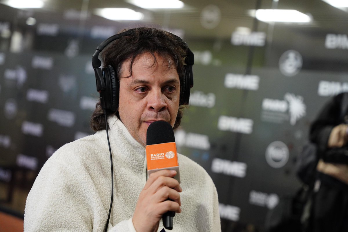 Radio Nacional CO (@radnalco) on Twitter photo 🎶La banda de rock <a href="/Superlitio/">S U P E R L I T I O</a> también pasó por los micrófonos de Radio Nacional de Colombia, compartiendo detalles sobre su música, su evolución artística y su participación en el #BIME 2025.
📻Conéctate al cubrimiento especial por <a href="/radionicafm/">Radiónica</a> y <a href="/RadNalCo/">Radio Nacional CO</a> 🎶La banda de rock <a href="/Superlitio/">S U P E R L I T I O</a> también pasó por los micrófonos de Radio Nacional de Colombia, compartiendo detalles sobre su música, su evolución artística y su participación en el #BIME 2025.
📻Conéctate al cubrimiento especial por <a href="/radionicafm/">Radiónica</a> y <a href="/RadNalCo/">Radio Nacional CO</a>