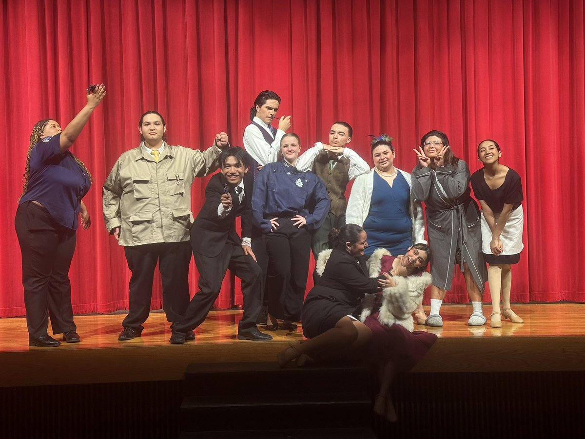 Seรฑora Rivera (@thesenorarivera) on Twitter photo #Clue and the #GreatGatsby were amazing this past weekend! If you missed it then you missed out on a fantastic time! <a href="/TerryTheatre/">Terry Theatre Company</a> showed up and blew us all away! <a href="/Terry_Rangers/">Terry High School - Lamar CISD</a> know how to put in a #show! I canโt wait to see what next year brings! #highschool #teacher #Clue and the #GreatGatsby were amazing this past weekend! If you missed it then you missed out on a fantastic time! <a href="/TerryTheatre/">Terry Theatre Company</a> showed up and blew us all away! <a href="/Terry_Rangers/">Terry High School - Lamar CISD</a> know how to put in a #show! I canโt wait to see what next year brings! #highschool #teacher