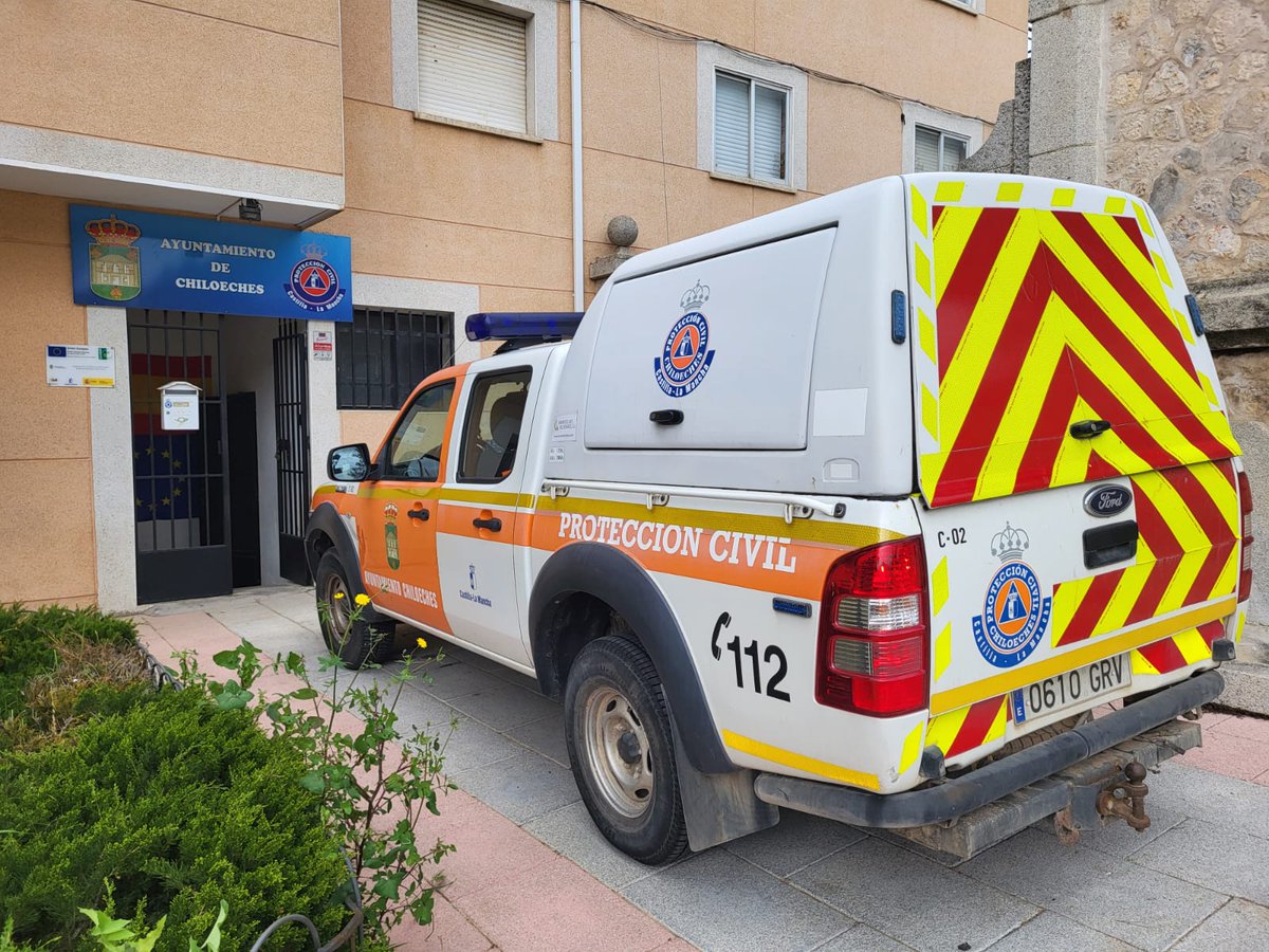 🔶🔷🔶 Aviso ayer a las 13:56 de <a href="/112clm/">112 Castilla-La Mancha</a> que nos activa a un vehículo del que sale humo en la GU 203 .
Desplazamos una unidad 🚙 +🦺🦺.
Una vez en el lugar comprobamos que se trata de una avería mecánica.
📸 archivo <a href="/PChiloeches01/">PCChiloeches01</a>
