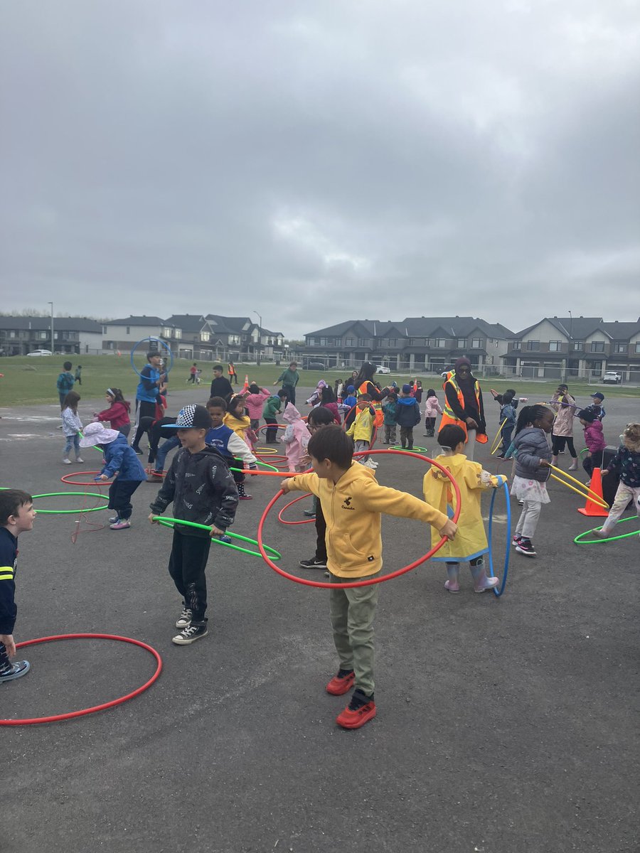 Mrs. M. Wallace (@mewallace18) on Twitter photo The kinders had fun this morning dancing and learning different ways to play with hula hoops. <a href="/StGiannaOCSB/">St. Gianna OCSB</a> The kinders had fun this morning dancing and learning different ways to play with hula hoops. <a href="/StGiannaOCSB/">St. Gianna OCSB</a>