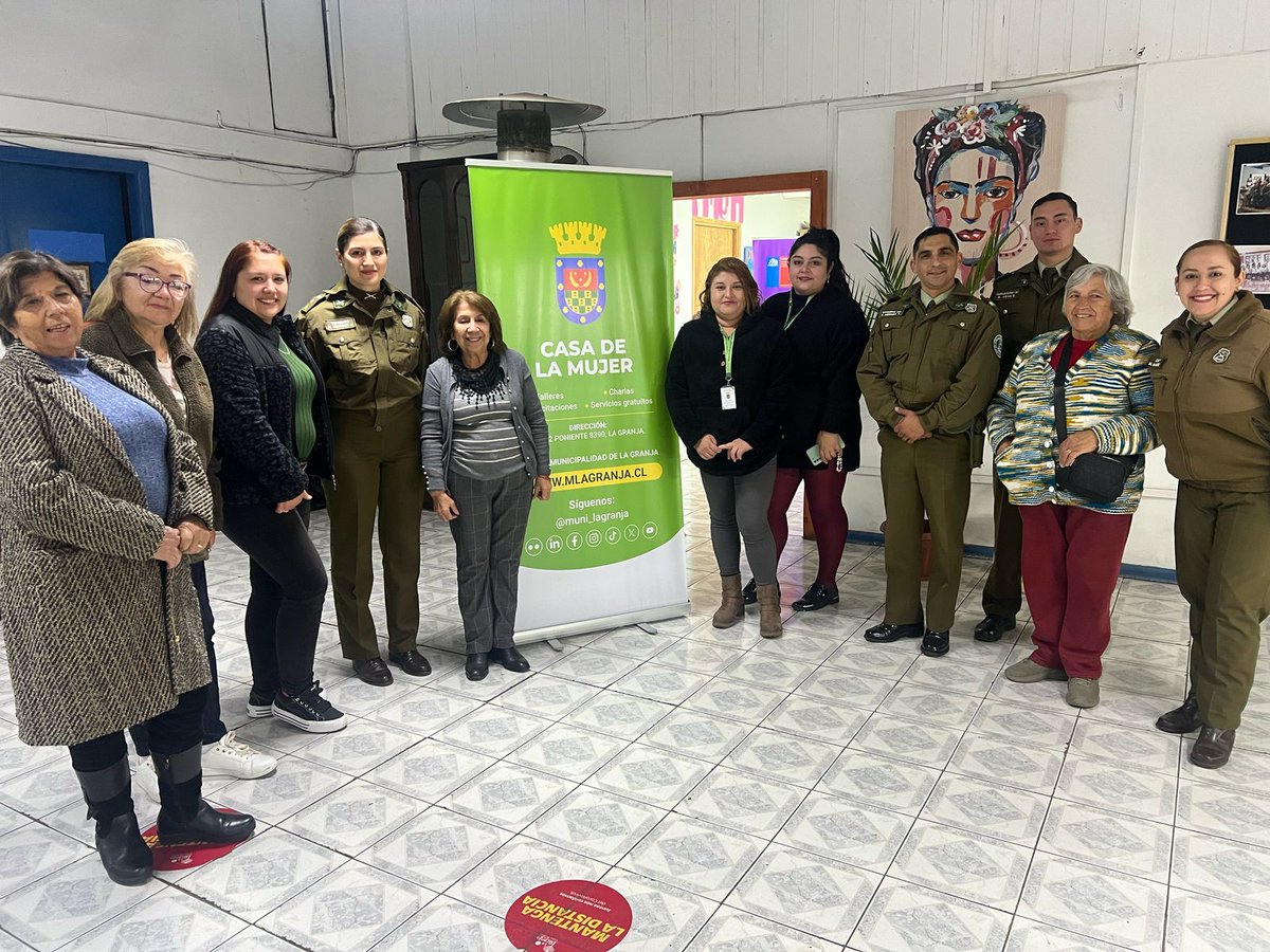 CarabDDHHyFam's tweet photo. Depto. de Protec. de la Fam. y Grupos Vulnerables de @CarabDDHHyFam, junto a Patrullas Comunitarias de 13era. Com. #LaGranja, se reúne con la Sección Mujer y Género de la Casa Mujer de la @Muni_LaGranja para conocer programas y apoyar atención conjunta, en las Salas de Familia. https://t.co/eXDIebUtqo