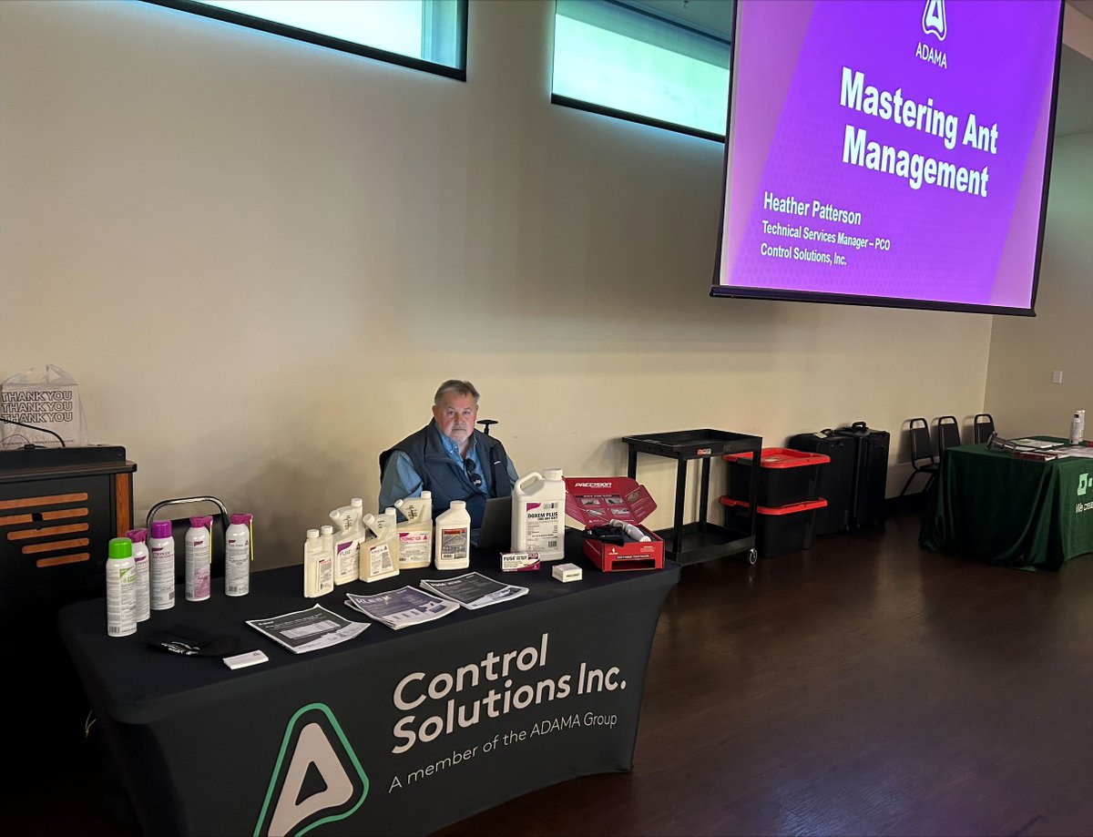 csi_pest's tweet photo. Heather Patterson, Technical Services Manager, and Rob Ives, PCO West Territory Manager, represented Control Solutions Inc. last week at the CSI Pest booth during the Veseris event in Phoenix, AZ—sharing solutions and strategies for mastering ant management!
#CSIPest #TeamCSI https://t.co/xjPvyx3sed