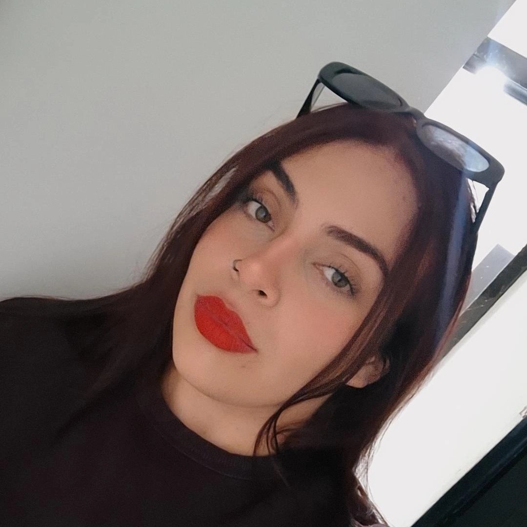 LuisaCastillo0's tweet photo. #NewProfilePic https://t.co/icyutNXfjt