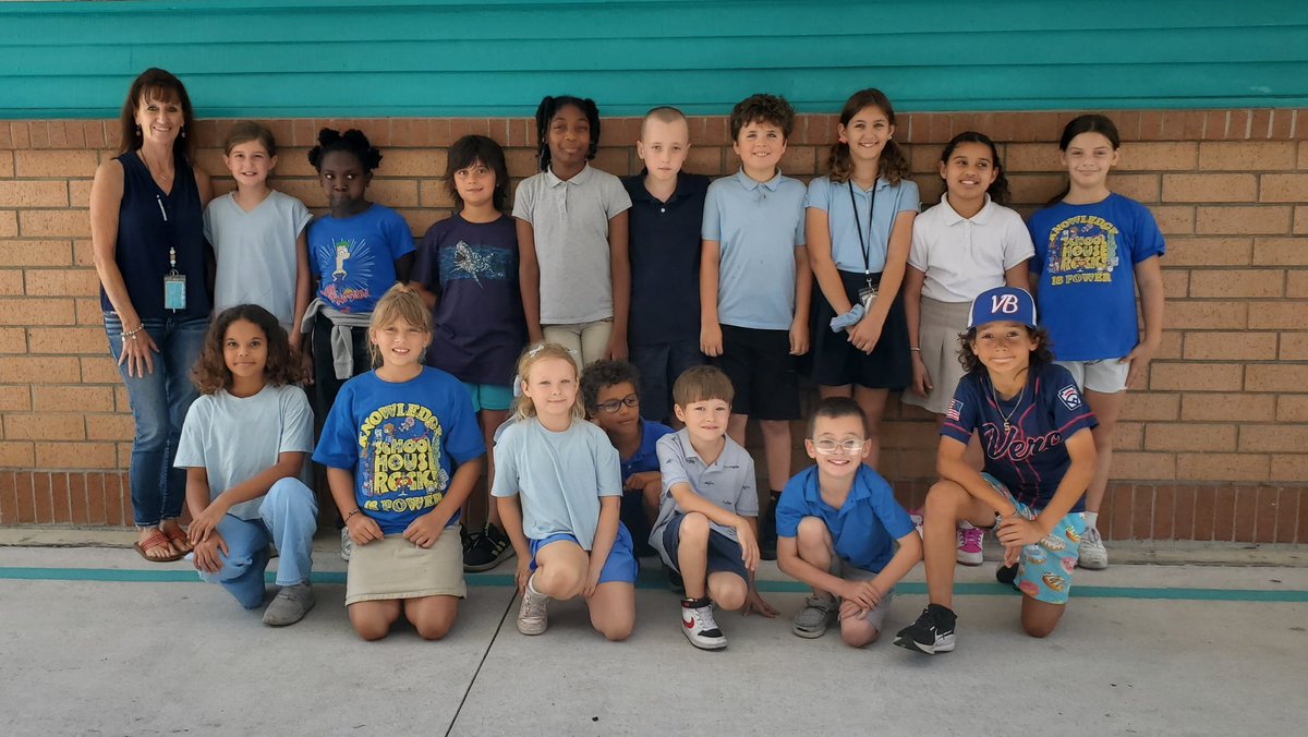 It’s FAVORITE color day for homeroom teachers!