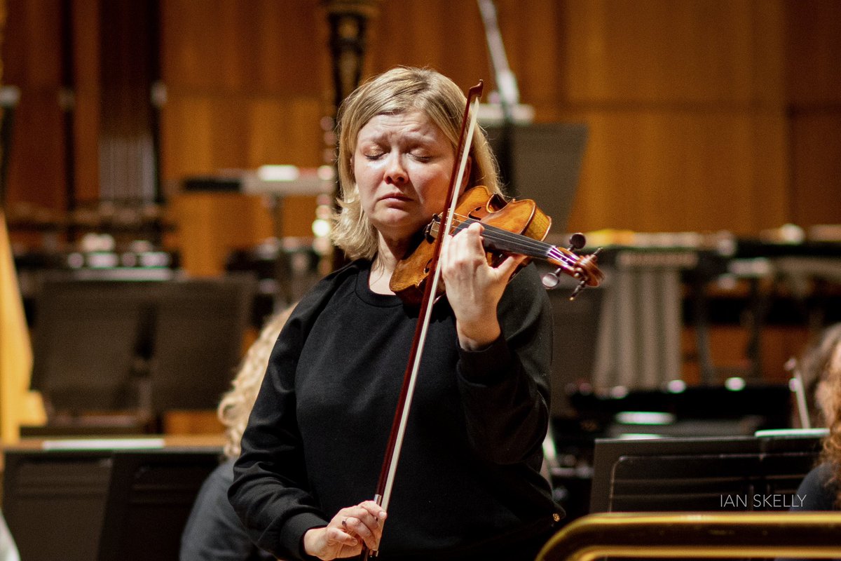 Ian Skelly (@ianskellyradio3) on Twitter photo Last night <a href="/BBCRadio3/">BBC Radio 3</a> she gave an absorbing chamber performance. Tonight Alina Ibragimova is virtuosic in Prokofiev’s 1st Violin Concerto with <a href="/philharmonia/">Philharmonia Orchestra</a> who also give a top class rendition of Nielsen’s 5th Symph. Quality live music yet again this week. Join me at 7.30. Last night <a href="/BBCRadio3/">BBC Radio 3</a> she gave an absorbing chamber performance. Tonight Alina Ibragimova is virtuosic in Prokofiev’s 1st Violin Concerto with <a href="/philharmonia/">Philharmonia Orchestra</a> who also give a top class rendition of Nielsen’s 5th Symph. Quality live music yet again this week. Join me at 7.30.