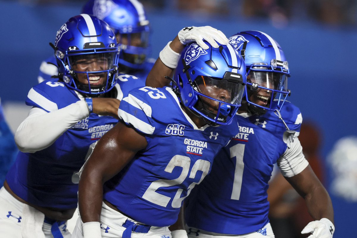 Kylan “29” Bobo ✞ (@kylanbobo1) on Twitter photo #AGTG I’m blessed to receive an offer From Georgia State 💙 <a href="/LawrencHopkins/">Lawrence Hopkins</a> <a href="/DaShaunfields22/">DA’SHAUN FIELDS</a> <a href="/Enrique__Davis/">Coach Enrique Davis</a> <a href="/TupFB/">Tupelo High Football</a> <a href="/MHAYG00D/">Matt Haygood</a> <a href="/Coach_TWard/">Trey Ward</a> <a href="/ThardiN1235/">Ty Hardin</a> <a href="/MacCorleone74/">Rion (Ree-un) Young</a> #AGTG I’m blessed to receive an offer From Georgia State 💙 <a href="/LawrencHopkins/">Lawrence Hopkins</a> <a href="/DaShaunfields22/">DA’SHAUN FIELDS</a> <a href="/Enrique__Davis/">Coach Enrique Davis</a> <a href="/TupFB/">Tupelo High Football</a> <a href="/MHAYG00D/">Matt Haygood</a> <a href="/Coach_TWard/">Trey Ward</a> <a href="/ThardiN1235/">Ty Hardin</a> <a href="/MacCorleone74/">Rion (Ree-un) Young</a>