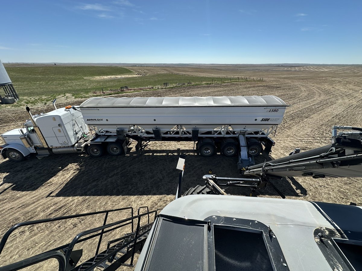 threeviewfarms's tweet image. If you don’t have one of these, the question is why not? Filling is so much easier and faster! Slick rig! 

Call Big Slick Ag and order one up!

This demo unit is for sale now!