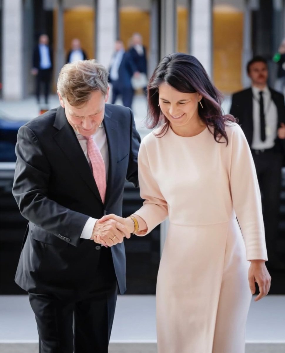 Anne Wagner-Mitchell (@embzambia) on Twitter photo Following 🇩🇪's elections in February, yesterday, Friedrich #Merz was sworn in as #Germany's new Chancellor.
And <a href="/JoWadephul/">Johann Wadephul</a> took over from Annalena #Baerbock as Federal Foreign Minister. 👇
I'm proud of the professional and collegial nature of transfers of power in Germany. Following 🇩🇪's elections in February, yesterday, Friedrich #Merz was sworn in as #Germany's new Chancellor.
And <a href="/JoWadephul/">Johann Wadephul</a> took over from Annalena #Baerbock as Federal Foreign Minister. 👇
I'm proud of the professional and collegial nature of transfers of power in Germany.