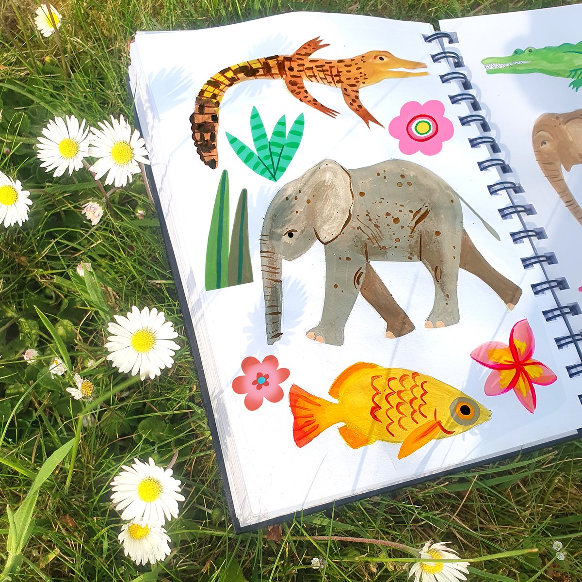 emma_j_designs's tweet photo. Wild animal sketchbook drawings ππ¦πΊ Day 5
#sketchbookdrawing #drawingsketch #illustrator #kidlitartist #animaldrawings #childrensillustrator https://t.co/KRUMuP37cn