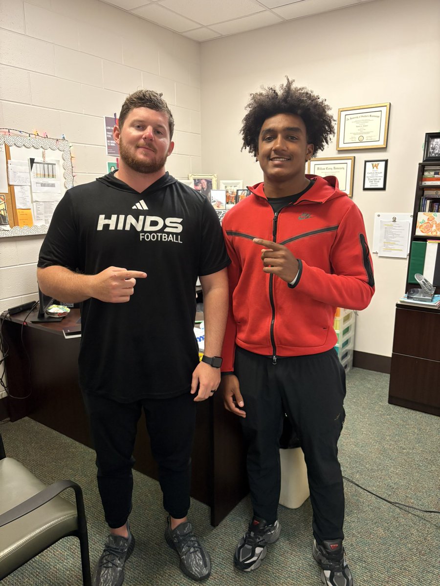 Jordan Stapleton (@jordancalvin45) on Twitter photo After a great conversation with <a href="/coachmicahlewis/">Micah Lewis</a> i’m blessed to receive an offer from Hinds Community College!! <a href="/LawrencHopkins/">Lawrence Hopkins</a> <a href="/Coach_Patrick9/">Quincy</a> After a great conversation with <a href="/coachmicahlewis/">Micah Lewis</a> i’m blessed to receive an offer from Hinds Community College!! <a href="/LawrencHopkins/">Lawrence Hopkins</a> <a href="/Coach_Patrick9/">Quincy</a>