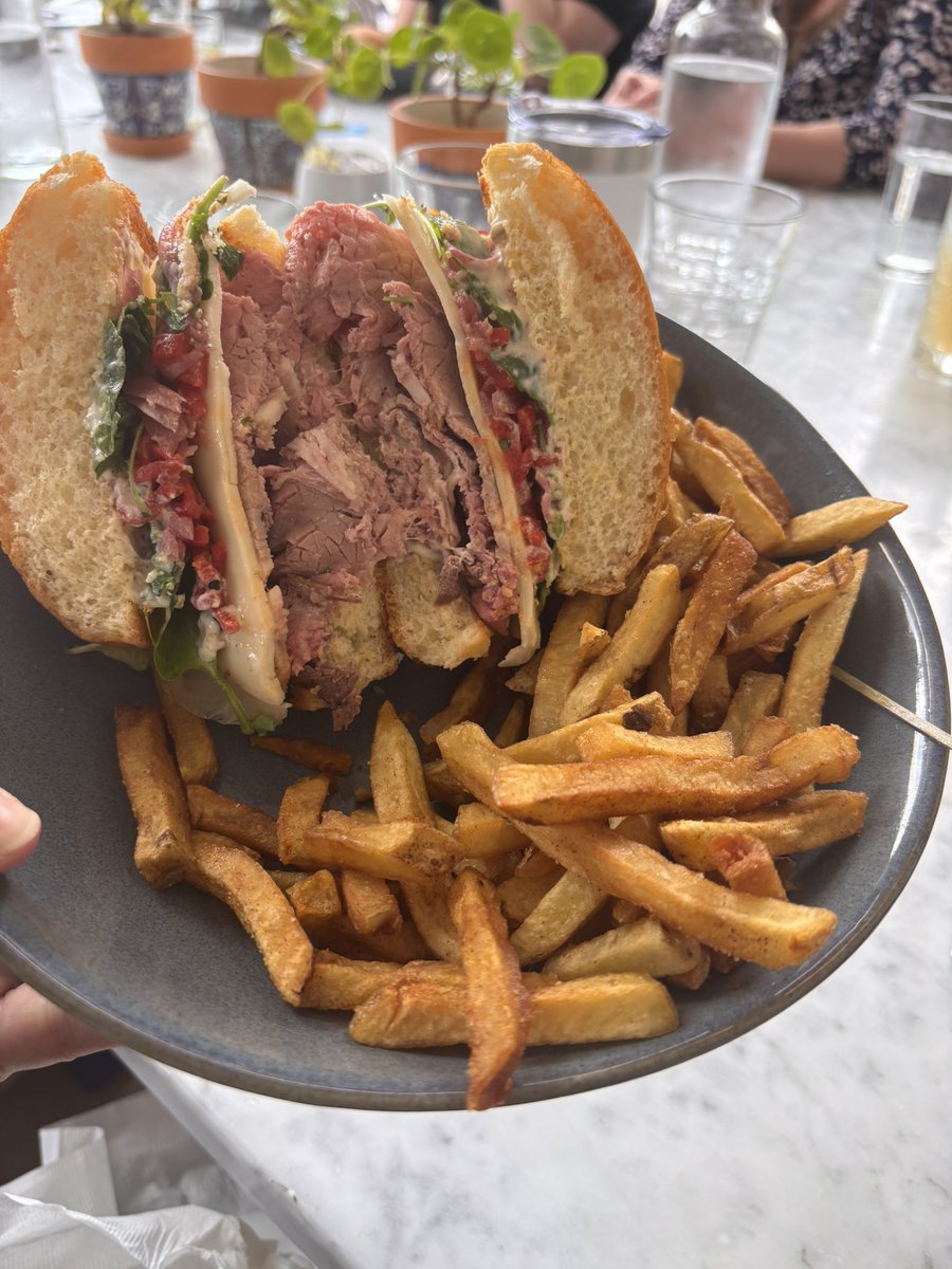 Ellie’s - the best spot for people and dog watching…
…and roast beef sandwiches.