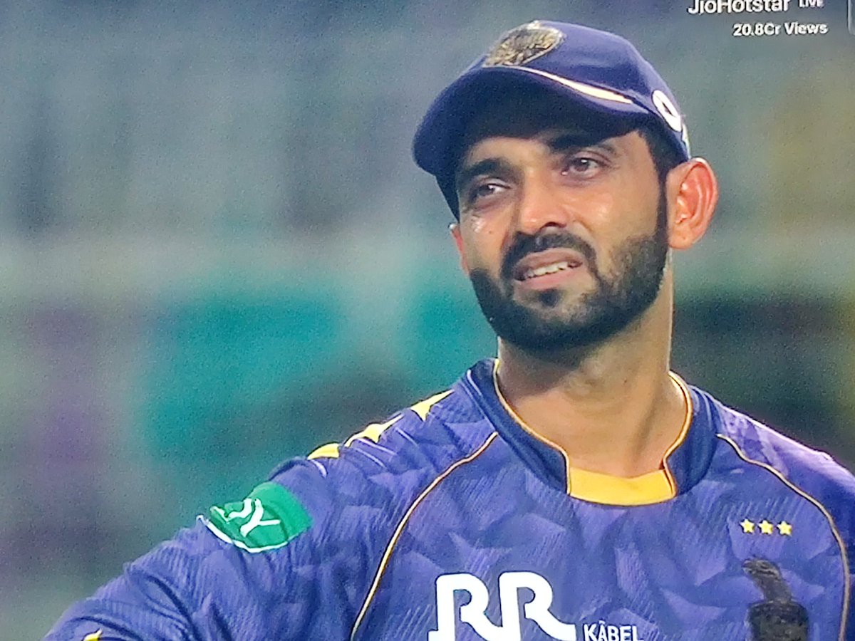 Shivam Dube brought CSK to winning range but cudn't finish.. smashed 6 and next ball caught by Rinku Singh 😳 Dhoni has to play finisher role 🤔

#IPL #IPL2025 #CSKvsKKR #CSKvKKR #KKRvsCSK #KKRvCSK #MSDhoni #SunilNarine