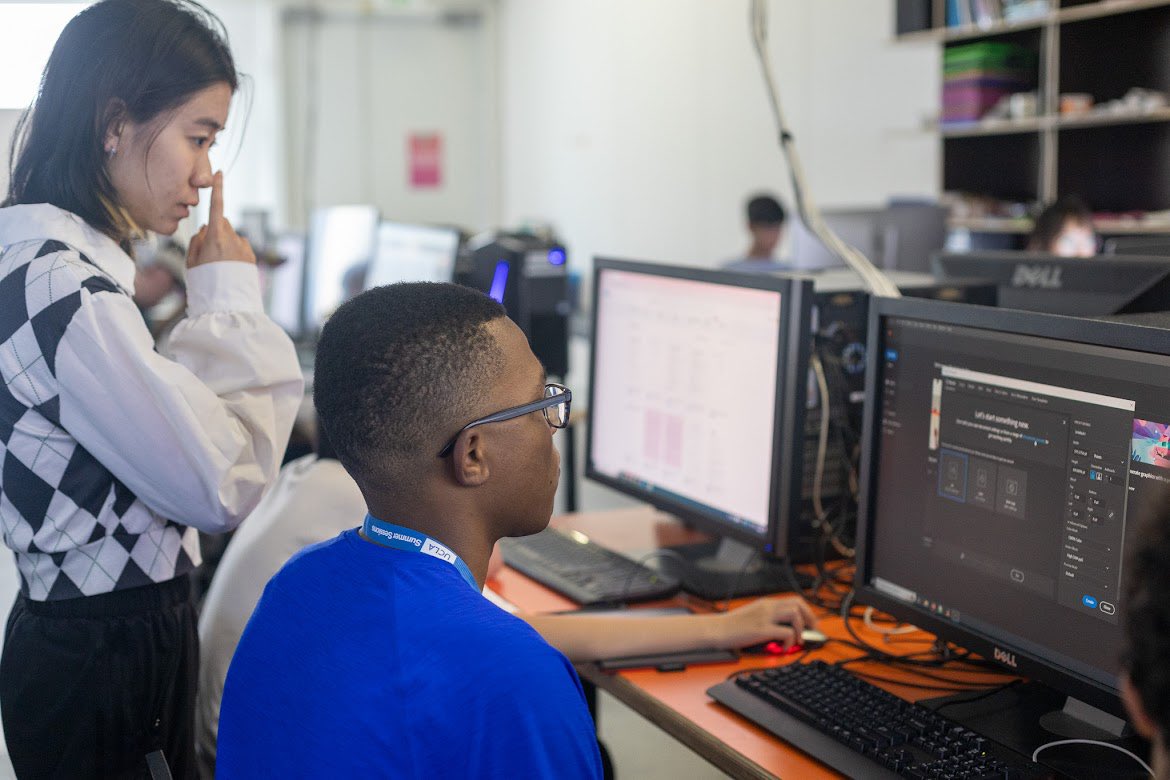 High school students: enroll now in the UCLA Game Lab Summer Institute.

Explore game-making as art. No experience needed. Earn college credit and make original games!

Taught by UCLA Game Lab alumni. Spots are limited—apply today.

For more info visit: summer.ucla.edu/program/game-l…