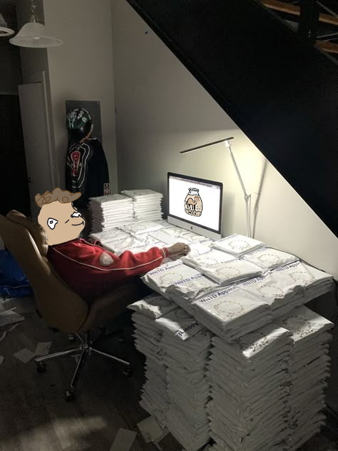 Fulfilling every bagholder’s dreams - one milk packet at a time.
No sleep. 
No VC. 
Just pure decentralized dairy. 🥛🐫🐪