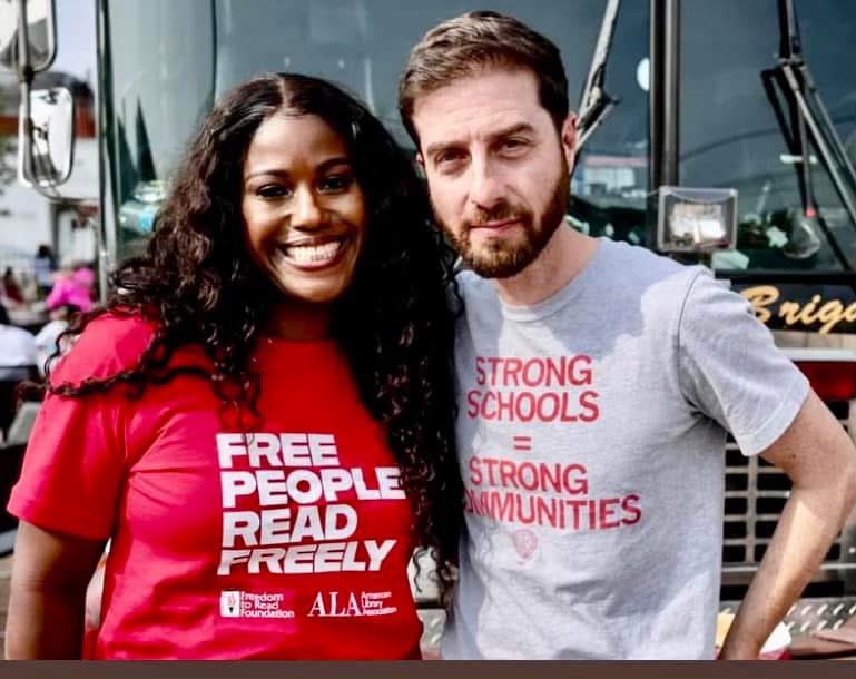 stacydavisgates's tweet image. ⬇️ Partners in Justice. Patriarchy and white supremacy be damned. Struggle *and* win with those who are committed to progress and equity. #CORE25 #CopyAndPasteThat 
📣C-T-WHO!?
📣 C-T-U!