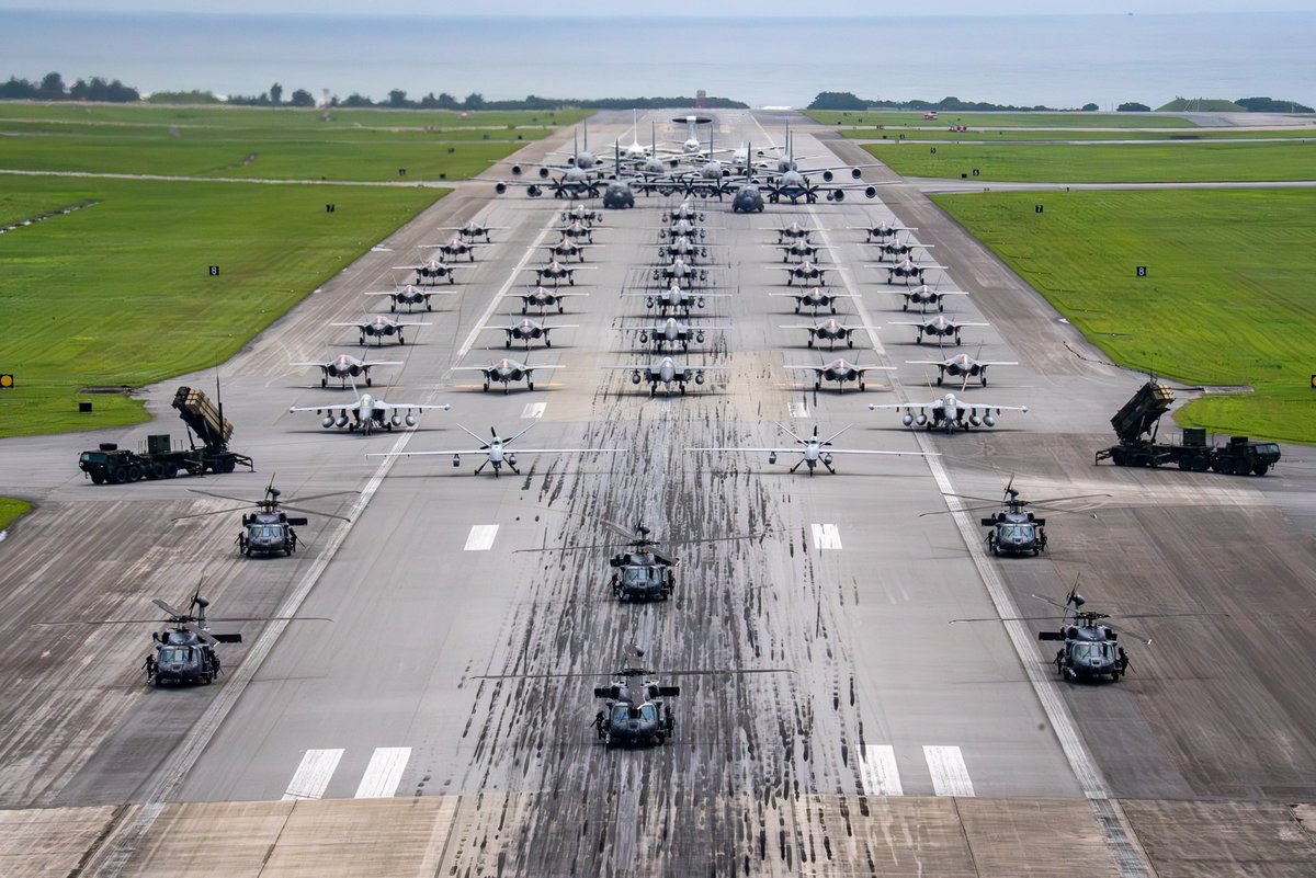 We’re united, capable, and ready. ✈️

@pacaf, @uspacificfleet, and @usarpac highlight the strength of U.S. integrated air and missile defense and its commitment to joint operations during an elephant walk. #FreeandOpenIndoPacific