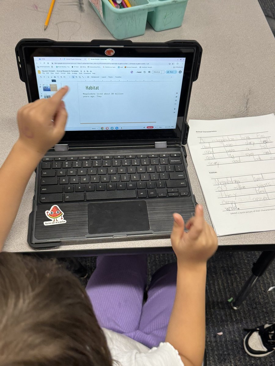 Eva Perales tweet media