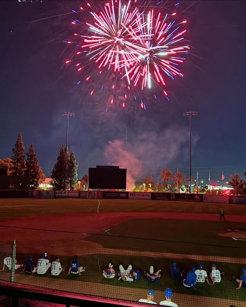 Happy National Travel and Tourism Week! 😊

There's no better place to celebrate than at LoanMart Field—home of the Rancho Cucamonga Quakes! Catch a game, enjoy killer stadium food, and make some summer memories.

Tag your baseball crew below! 👇 #GoQuakes #NTTW25