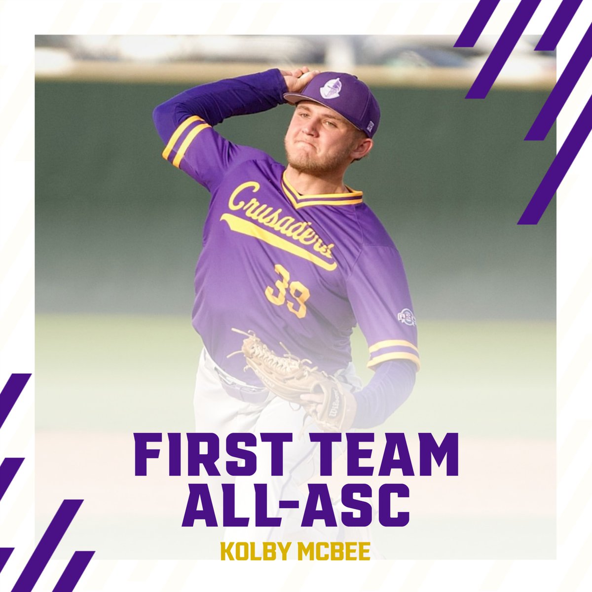 Our first team guys 😈

#gocru