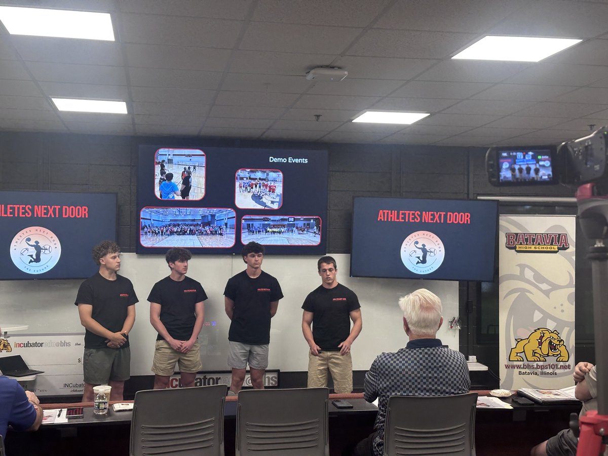 INCubatorBHS's tweet image. Final Pitch 2025 is underway! 
Excited to see our top 4 teams on the big stage Monday night!!!