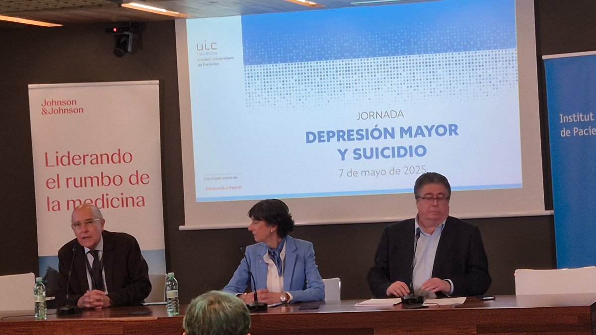 IUPacientes's tweet photo. Después de una emotiva Jornada .
Damos paso a las conclusione: Periodista. Comunicador Social. Ricardo Aparicio.
Gloria Gálvez  Secretaría de Atención Sanitaria y Participación.

@apariciomacias 
@2gespetites 

@JNJInnovMedEs https://t.co/rSrKZ2DxDe