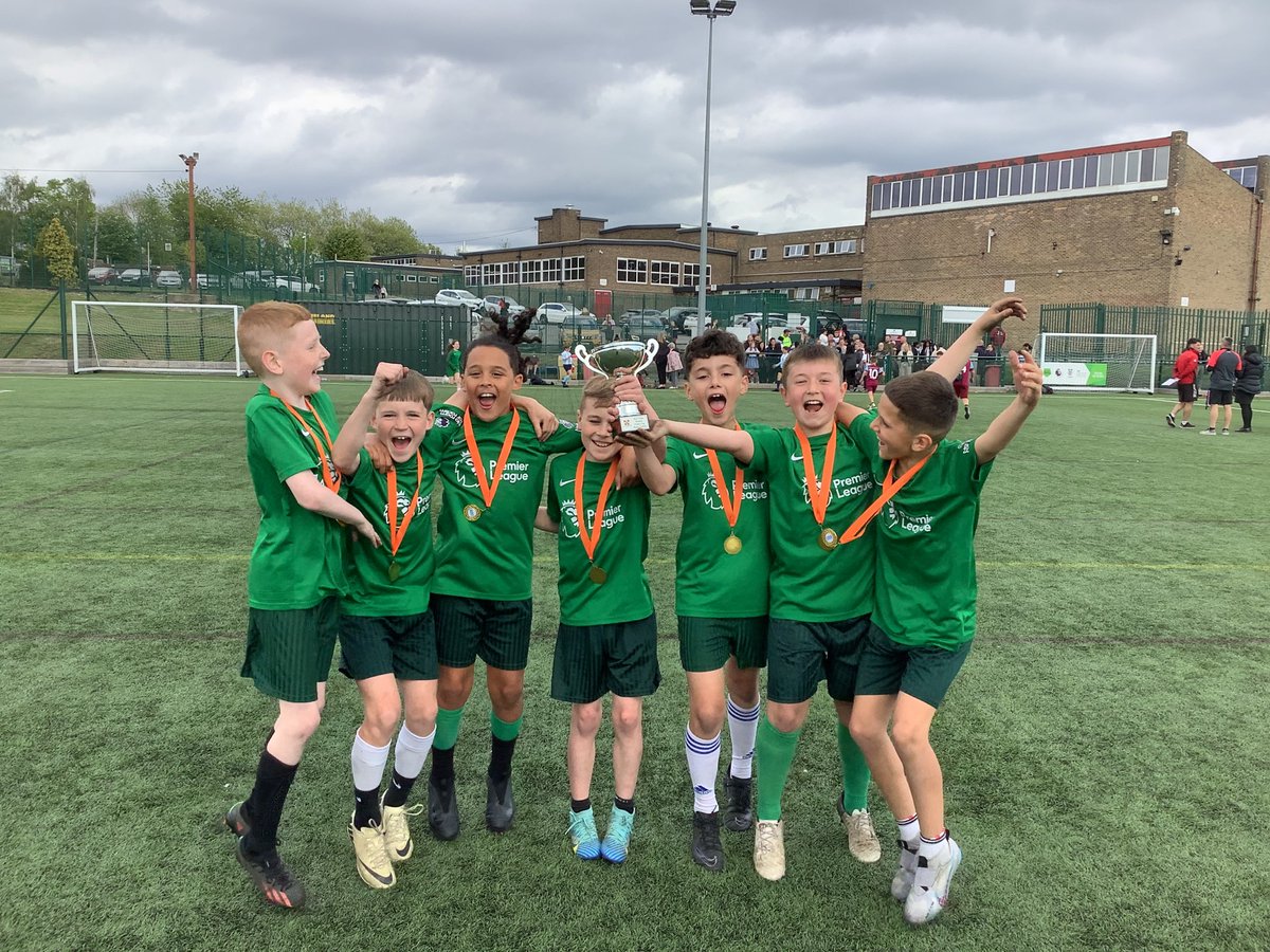 StPatricks_PE's tweet image. Huge well done to our Year 4/5 representatives in the Fishers 5 Tag Rugby Competition at SJF. The children were resilient throughout! The boys were unbeaten and crowned champions! The girls came a close 2nd and were involved in some very tight games!
@sjfdewsbury
🏉📷🌟