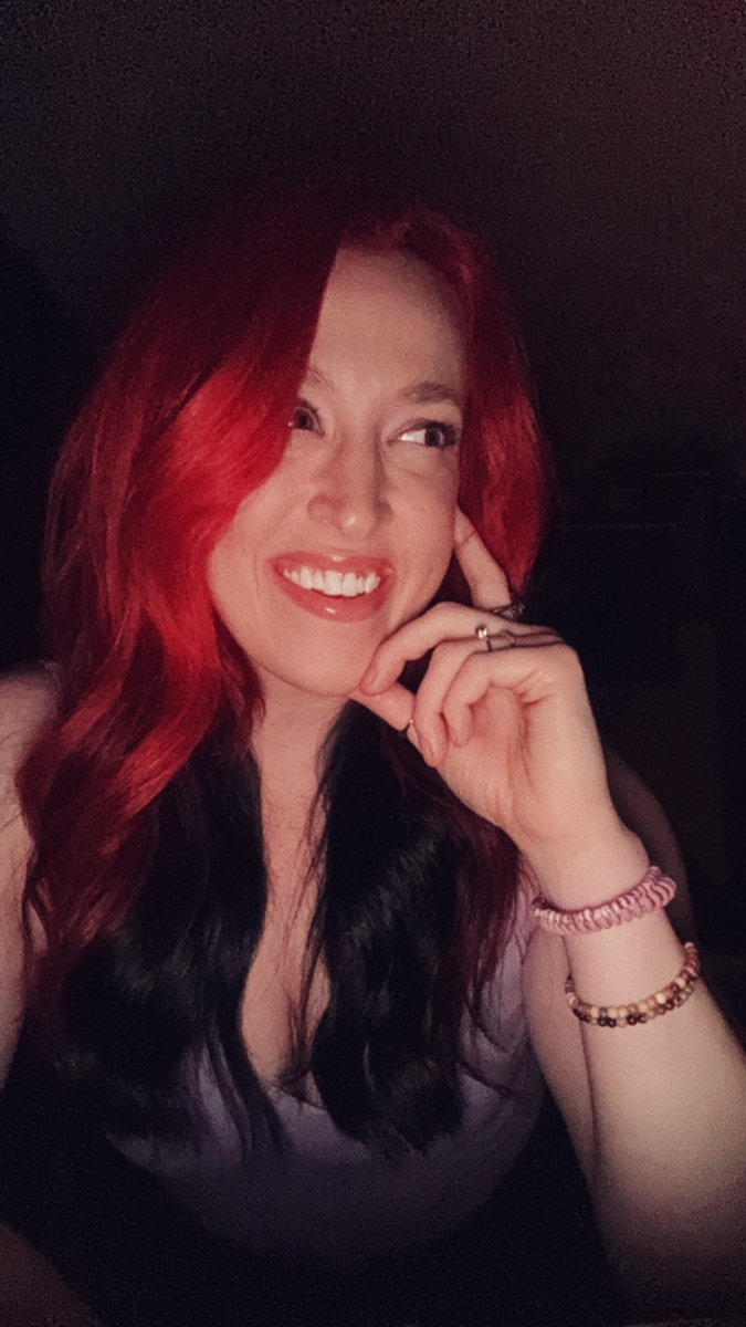 😘🎶You got me misunderstood, but at least I look this good🎶😘
