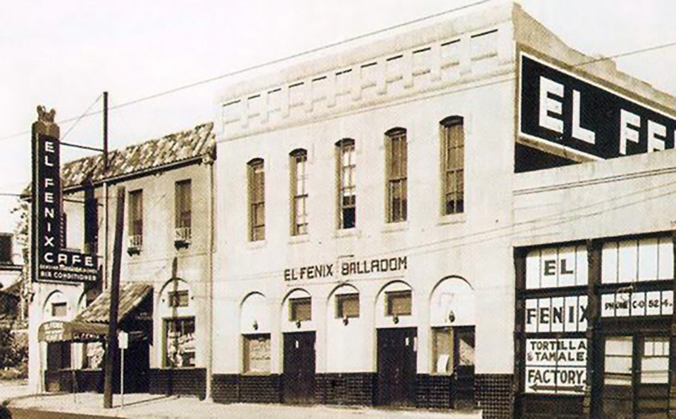 In the event that somebody asks you, here's a list of (what I believe to be) the top-10 oldest restaurants in Dallas:

1) El Fenix (1918)
2)El Chico (1926)
3) Dickey's BBQ Pit (1941)
4) Tupinamba Cafe (1947)
5) Campisi's Restaurant (1950)
6) Keller's Drive-In (1950)
7) Dunston's