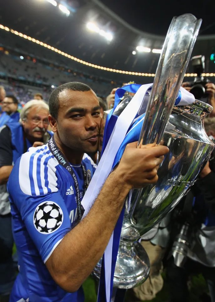 Connor 🏴 (@cfc_cs) on Twitter photo London's First, London's Finest ⭐️⭐️ London's First, London's Finest ⭐️⭐️