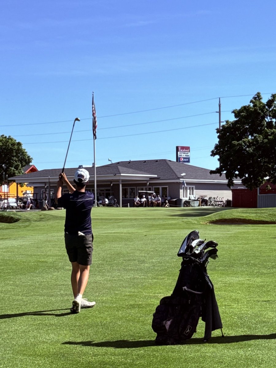 WapatoSD's tweet photo. Congratulations WHS golfer Chance Spencer for making the Central Washington District 5 golf tournament, good luck Chance! Go Wolf Pack!! https://t.co/DA4n1BVUwb