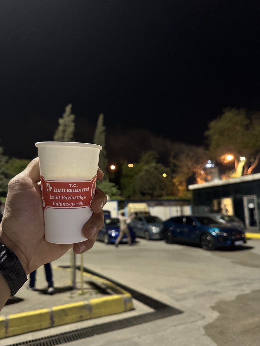 Zor gününde işçiyi yalnız bırakmadın, bizde seni ömrümüz boyu bırakmayız başkanım #tuprsiscisidireniyor