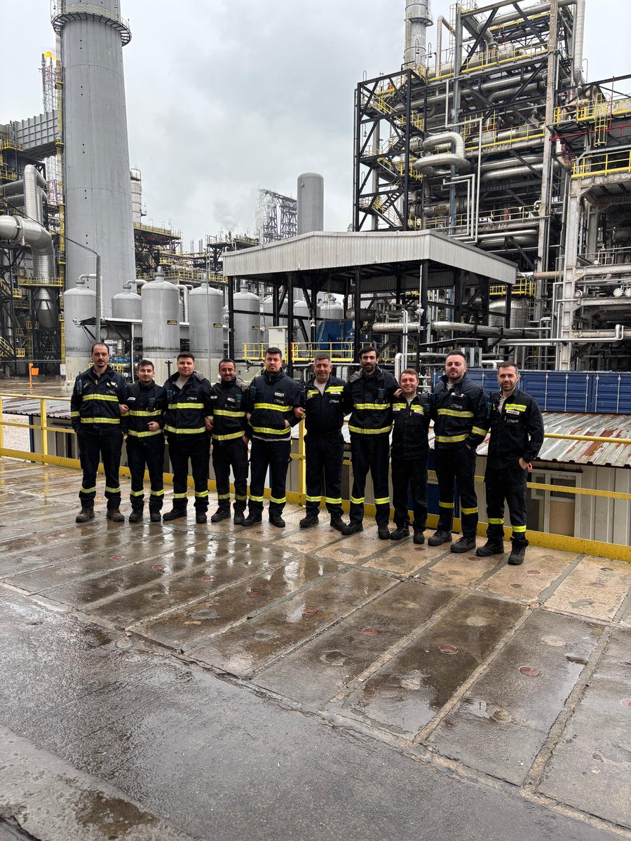 Gün birlik olma  günü 
#tuprsiscisidireniyor