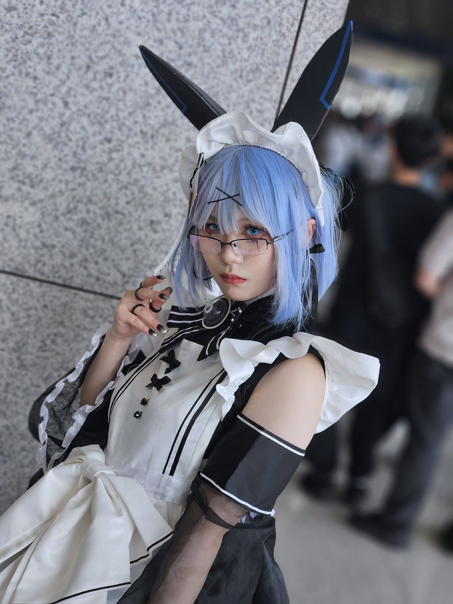 inside_buz's tweet photo. 2025.05.04
《일러스타 페스》

M : @yunu_cos_ https://t.co/rmHmShJCrc