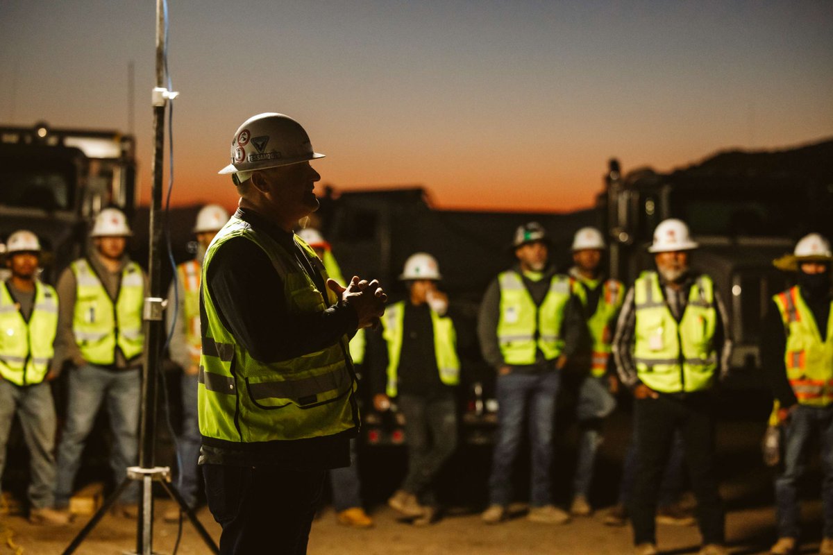 achengardner's tweet photo. May is National #MentalHealth Awareness Month. We care deeply about our employee-owners, their families, and industry professionals. Show support for construction workers, and never be afraid to reach out if you're struggling.
#MHAM #LightenTheLoad #ConstructionSafetyWeek https://t.co/Xl7YpJsKbu