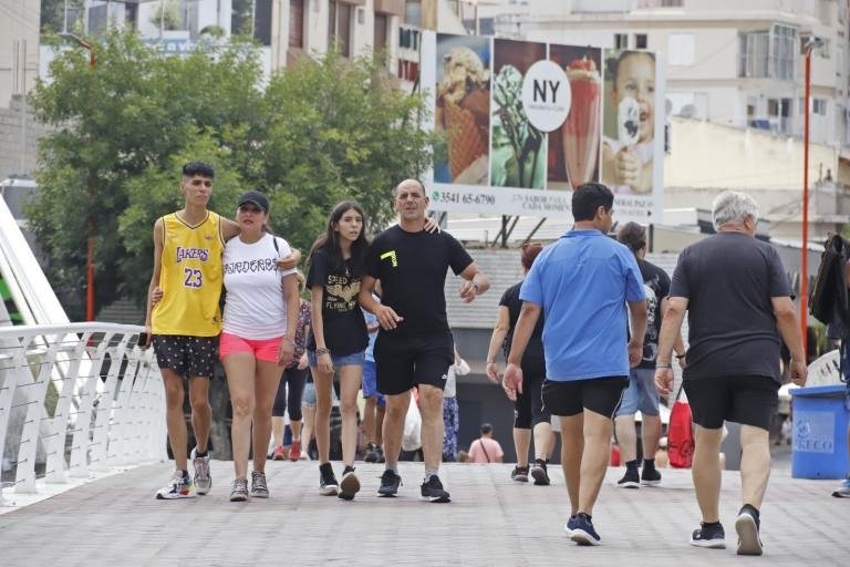 Récord de turistas en la última quincena en Córdoba: dejaron 139 mil millones de impacto económico nubesmgzdigital.com.ar/index.php/2025… vía <a href="/MagazineNubes/">NUBES MAGAZINE</a> Magazine Digital de Argentina