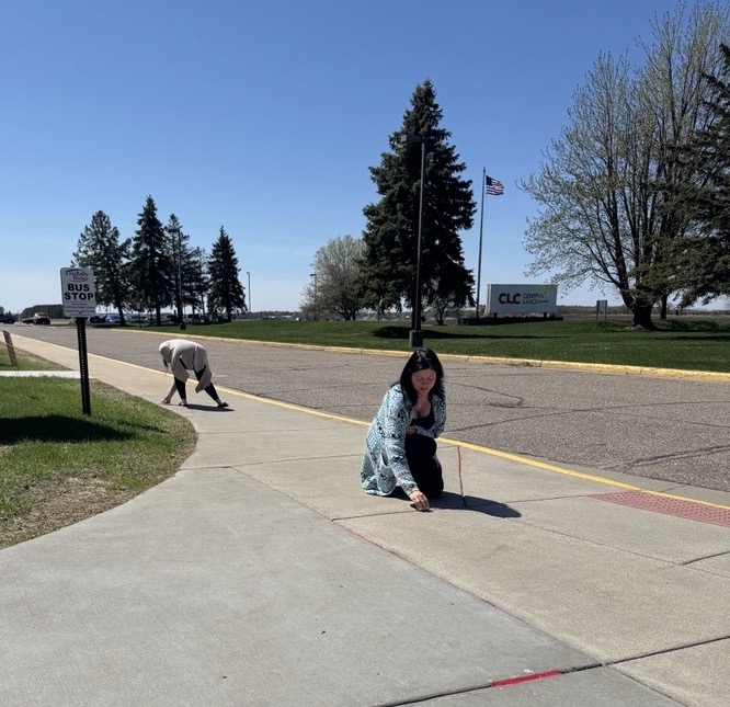 clcmnedu's tweet image. Today, students, staff and community members took part in The Red Sand Project, which raises awareness of human trafficking and represents the victims who fall through the cracks.

#CLCRedSandProject #RedSandProject