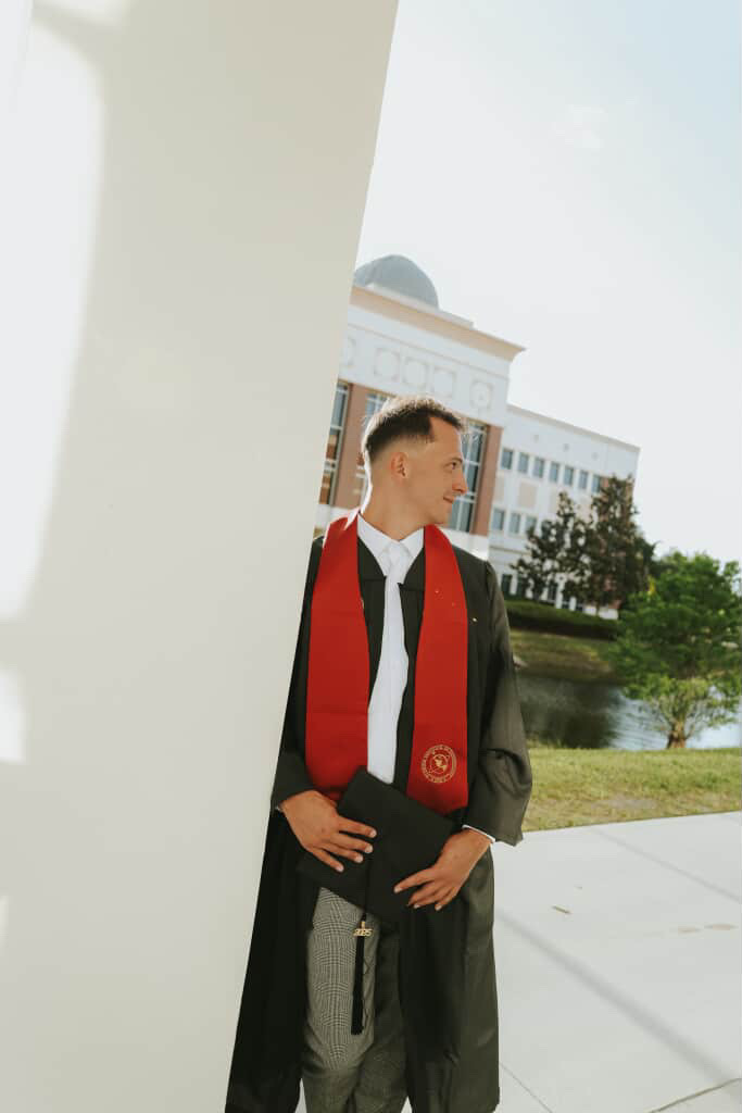 FloridaTech's tweet image. Your hard work has paid off! Congratulations, Class of 2025!

Spring 2025 Commencement is set for Saturday, May 10. Tag us in your graduation photos using #FloridaTechGrad 🎓💫