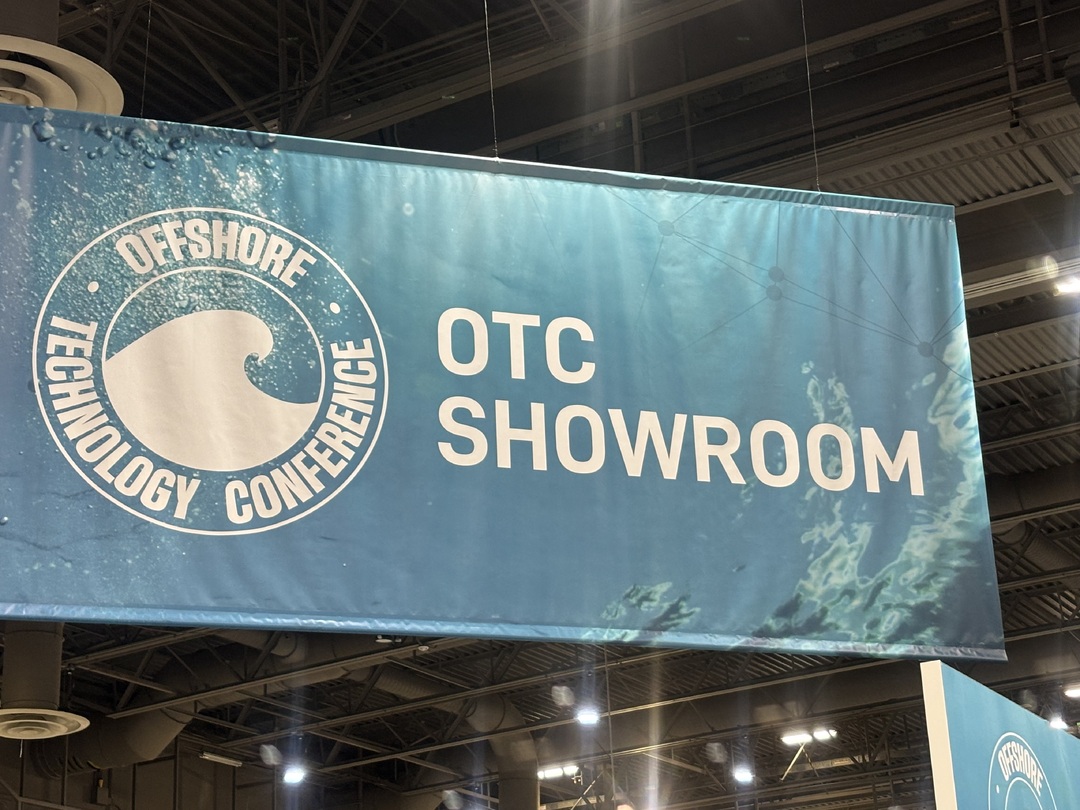 MearthanePC's tweet image. 🌊We&apos;re back at #OTC2025!
Marlena from our Houston team is on the floor today, exploring the latest in offshore energy tech &amp;amp; innovation.
📍Spot her? Say Hi!
🔗 Check out our custom #PolyurethaneSolutions: bit.ly/4mbGEGG

#OilAndGas #CustomManufacturing #EnergyInnovation